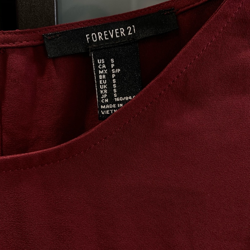 Maroon blouse - Picture 2 of 3